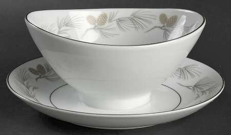 Snow Pine Gravy Boat with Attached Underplate
