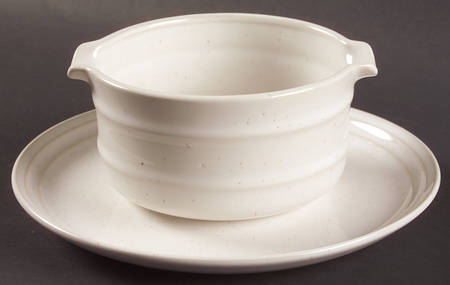 Snow White Gravy Boat & Underplate