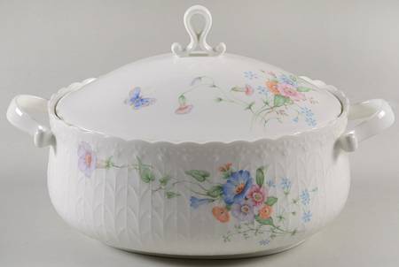 Something Blue Oval Covered Vegetable