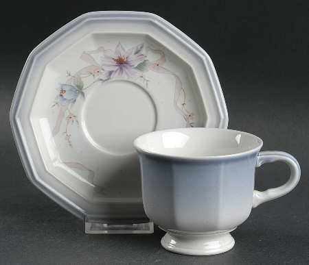 South Hampton Footed Cup & Saucer Set