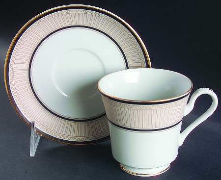 Southern Mansion Footed Cup & Saucer Set