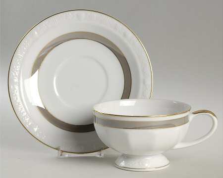 Sonata Footed Cup & Saucer Set