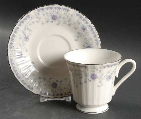 Sonata Footed Cup & Saucer Set
