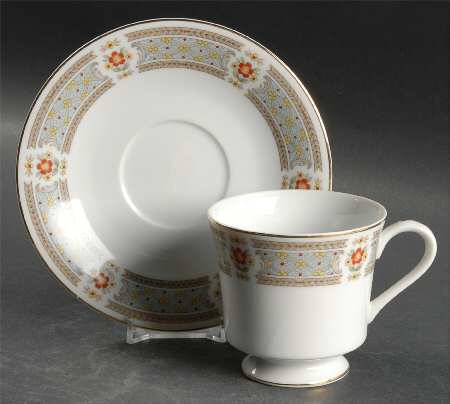 Sonata Footed Cup & Saucer Set