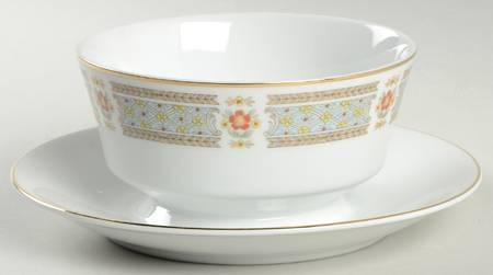 Sonata Gravy Boat with Attached Underplate