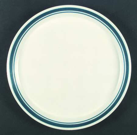 Spectrum Berry Blue Dinner Plate