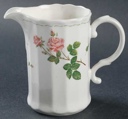 Spring Love Creamer