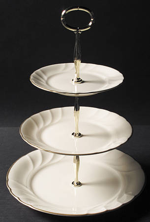 Spun Silk 13 7/8"-14 1/4" 3-Tiered Serving Tray(DP,SP,BB) HC