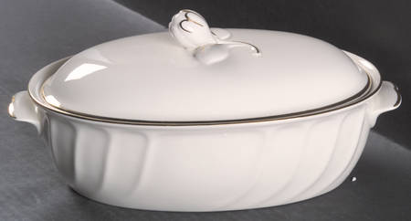 Spun Silk 1.5 Quart Oval Covered Casserole by Mikasa