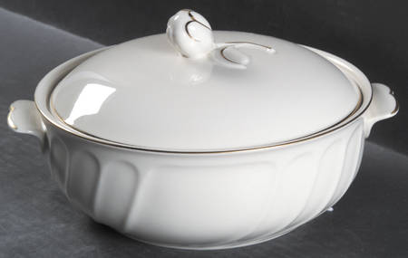 Spun Silk 2 Qt Round Covered Casserole by Mikasa