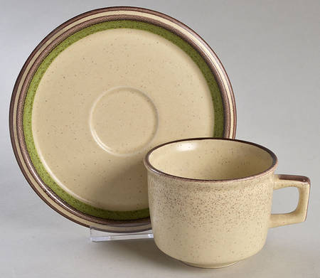 Spinning Star Flat Cup & Saucer Set