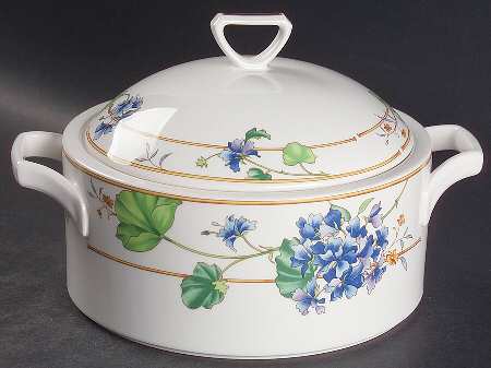 Spring Tapestry 1.75 Qt Round Covered Casserole by Mikasa