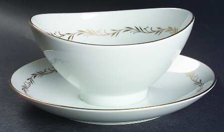 Stanton Gravy Boat with Attached Underplate