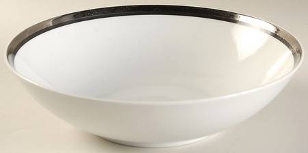 Sterling 9" Round Vegetable Bowl