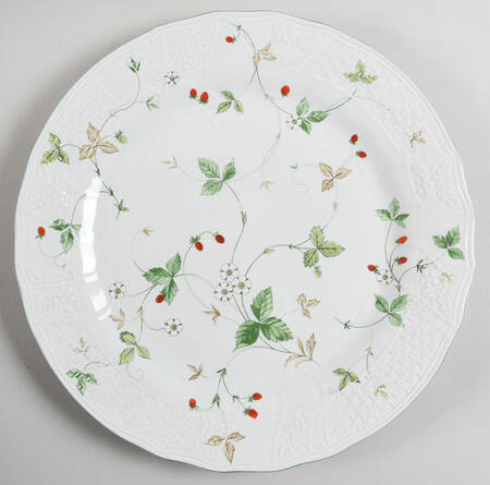 Strawberry Fair 12" Chop Plate (Round Platter)