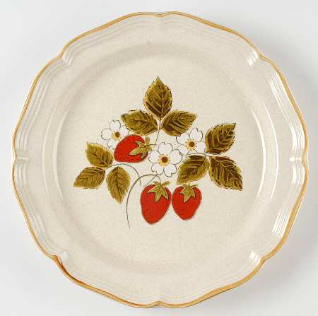 Strawberry Festival 12" Chop Plate (Round Platter)