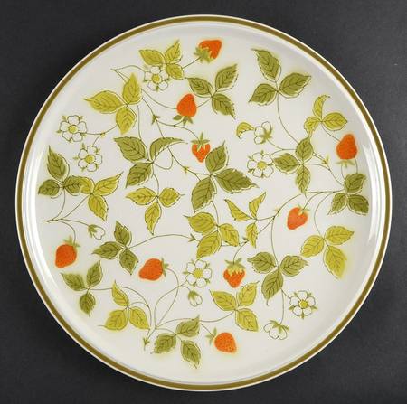 Strawberry Hill 12" Chop Plate (Round Platter)