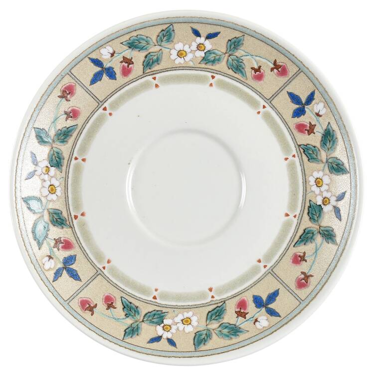 Strawberry Hill Saucer