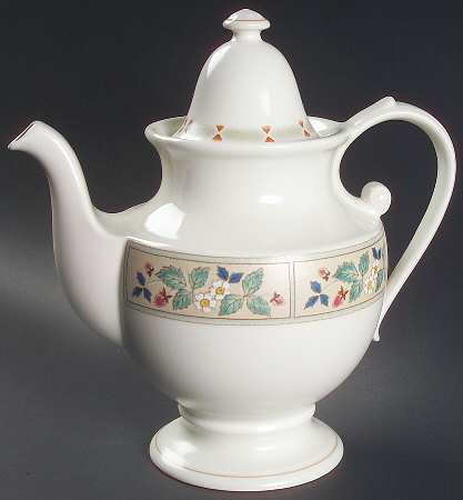 Strawberry Hill Coffee Pot & Lid