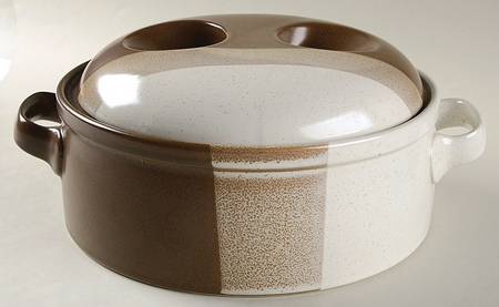 Studio Kiln 3 Quart Round Covered Casserole