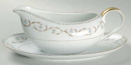 Strathmore Gravy Boat & Underplate