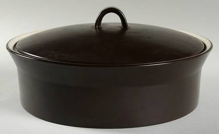 Stusepia 2 Qt Round Covered Casserole