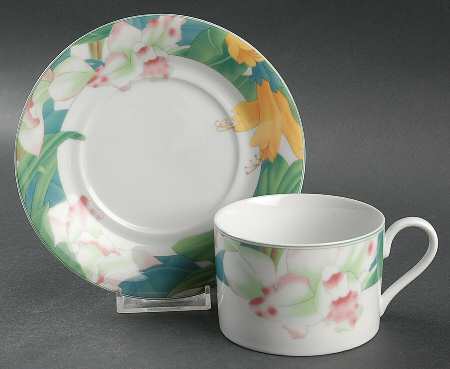 Summer Bloom Flat Cup & Saucer Set