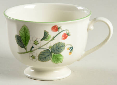 Summer Essence Footed Cup
