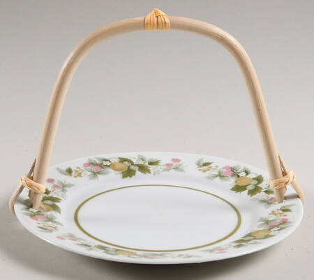 Sumay 5 3/8"-5 5/8" Bamboo Handled Serving Plate  HC
