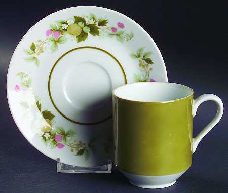 Sumay Flat Cup & Saucer Set