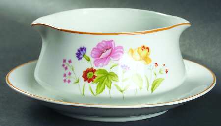 Summer Melody Gravy Boat with Attached Underplate