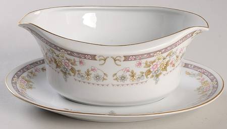 Surrey Gravy Boat & Underplate