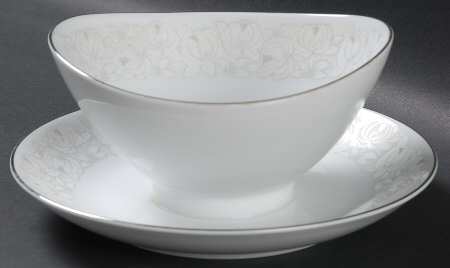 Susan Gravy Boat with Attached Underplate
