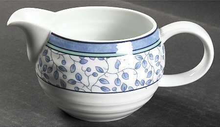 Susanne Gravy Boat