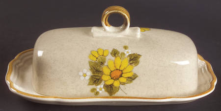 Sunny Side 1/4 Lb Covered Butter by Mikasa