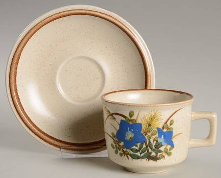 Susuki Flat Cup & Saucer Set