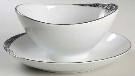 Suzanne Gravy Boat with Attached Underplate