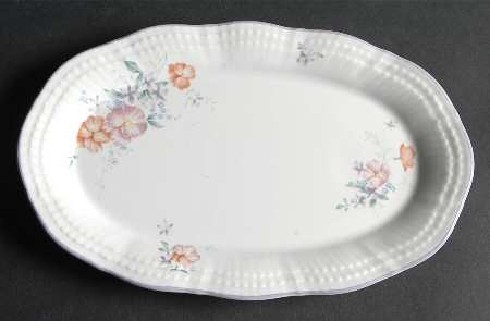 Suzanne Relish/Gravy Underplate