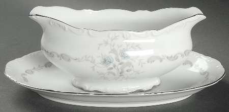 Sweet Briar Gravy Boat & Underplate/Relish