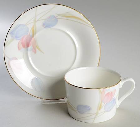 Swiss Garden Oversized Cup & Saucer Set