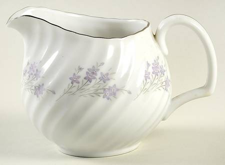 Sweet Violet Creamer