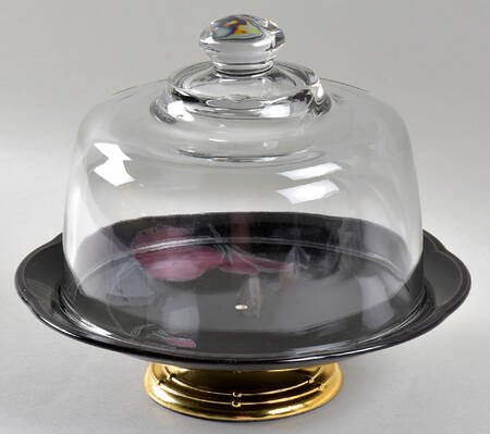 Tango 6 1/2"-7 1/2" Footed Cheese Plate w/ Glass Dome HC