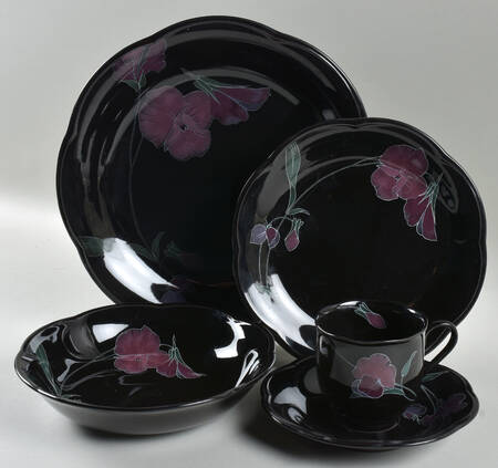Tango 40 Piece Estate Set