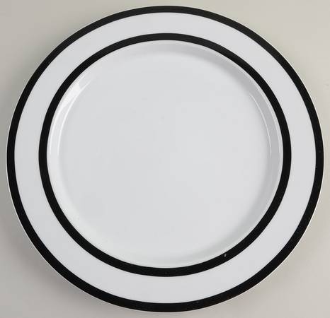 Tangent Black 12" Chop Plate (Round Platter)