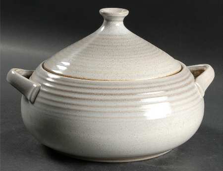 Tempera 2 Qt Round Covered Casserole