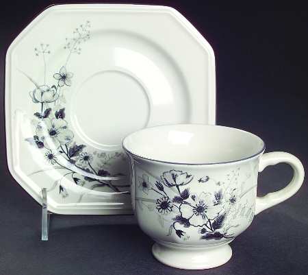 Tender Touch Footed Cup & Saucer Set