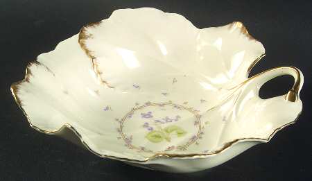 Tender Violets Small Leaf Dish