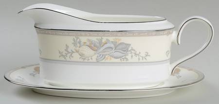 Tiffany Bay Gravy Boat & Underplate