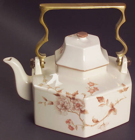 Tivoli Garden Teapot & Lid