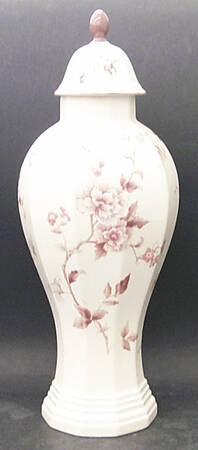 Tivoli Garden Covered Vase